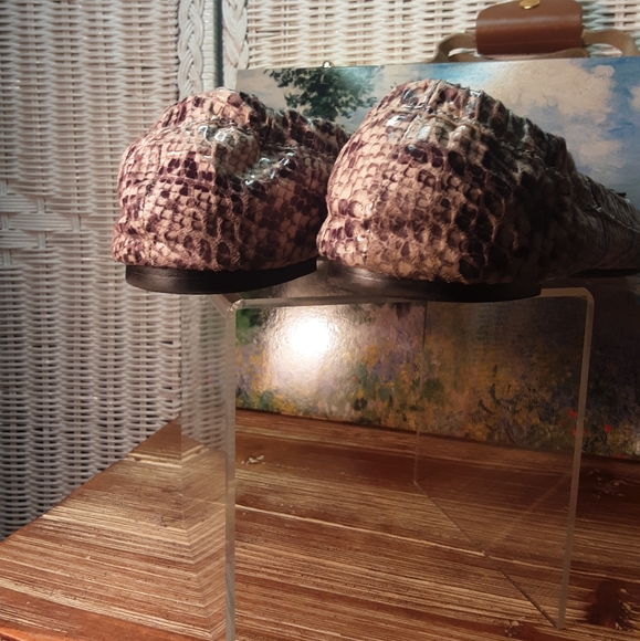 IMAN GRAY SNAKESKIN TASSEL LOAFER 8 - Picture 4 of 6